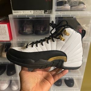 Air Jordan 12 Royalty